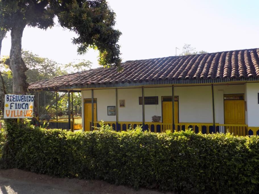 Casa Finca Villa Luz A 800 Mts Del Parque Del Cafe Montenegro Zewnętrze zdjęcie